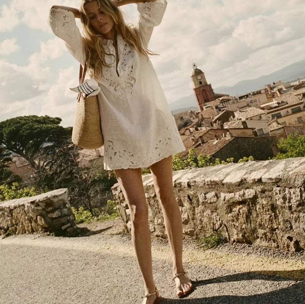 Doen ROCHELLE DRESS IN SALT